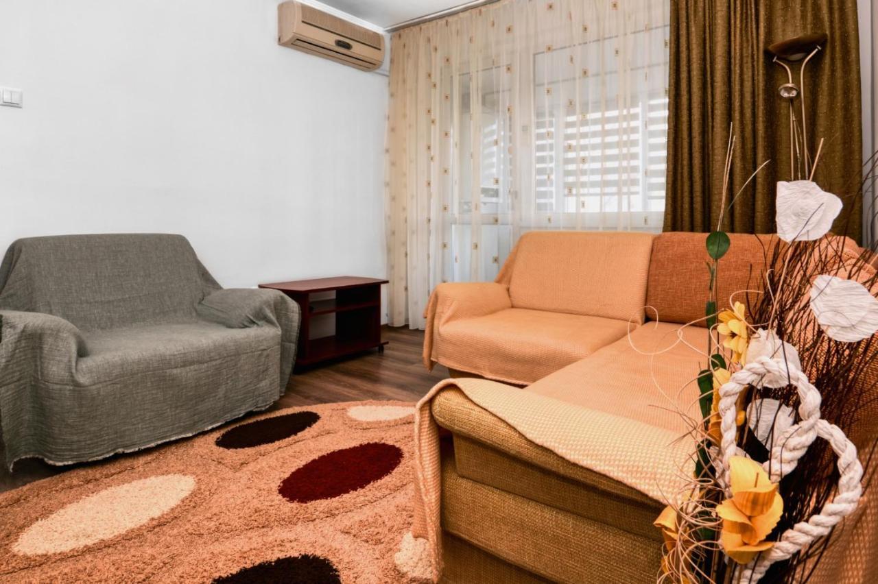 Ioly Apartments Констанца Екстериор снимка